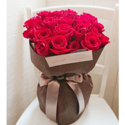 Flower Delivery Tokyo Japan - 18 Red Roses Bouquet